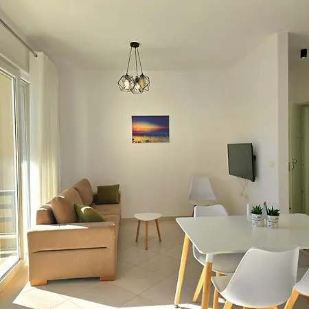 Lura 3 Homes 256 * Plazhi San Pietro