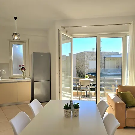 Lura 3 Homes 256 * Plazhi San Pietro