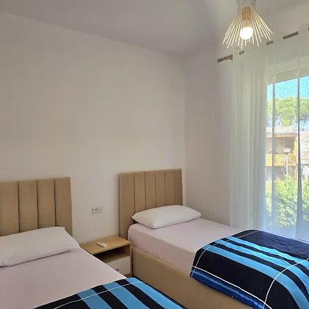 شقة Lura 3 Homes 256 Plazhi San Pietro